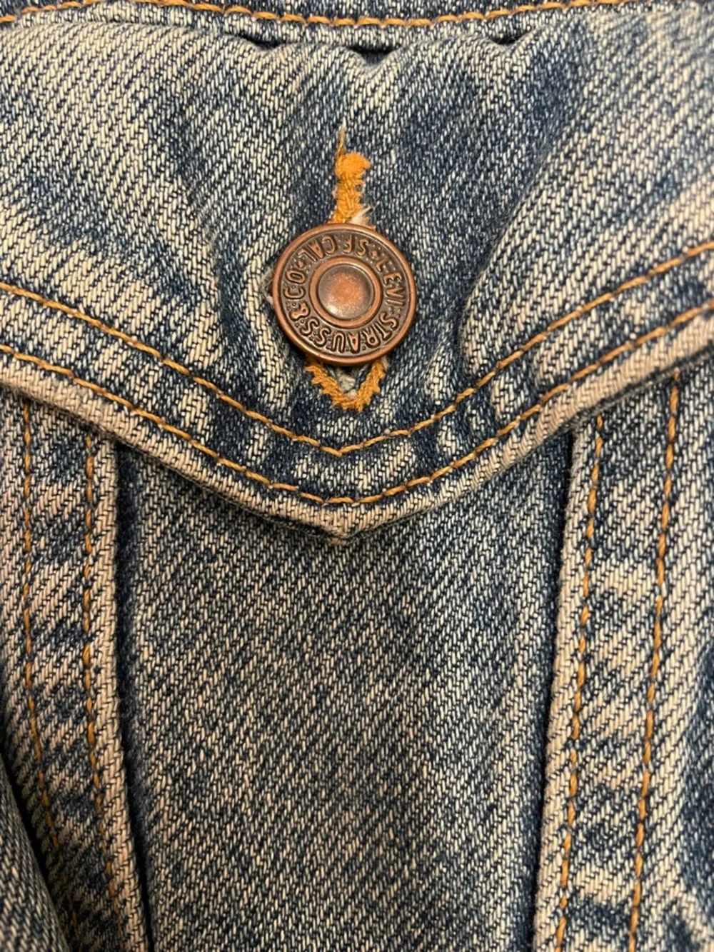 Levi's type 3 trucker style jacket from the 1980’s - Picture 3 of 6